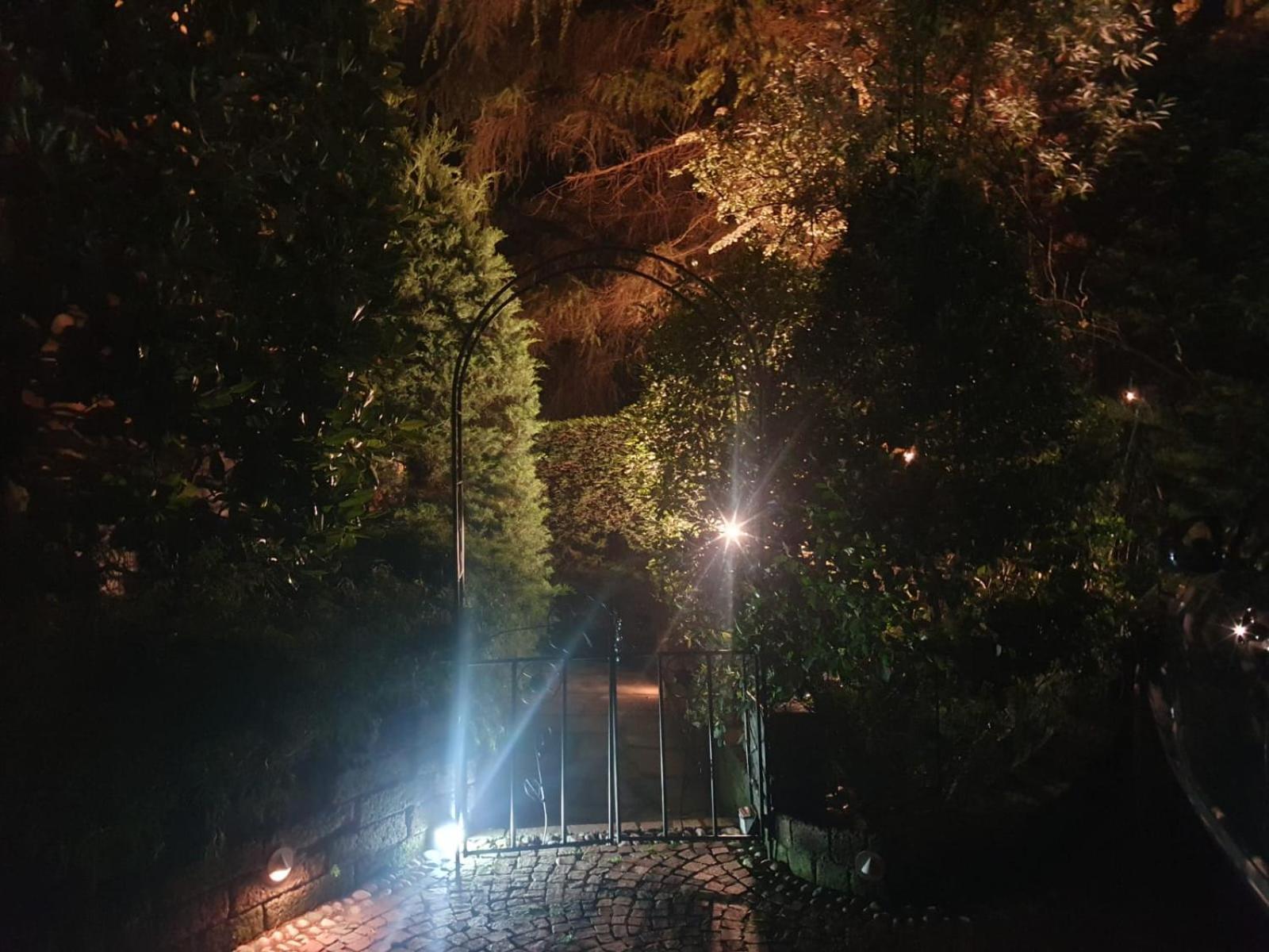 Rose'S Garden - Zona Tranquilla - Vicino Torino Apartment Pino Torinese Exterior photo