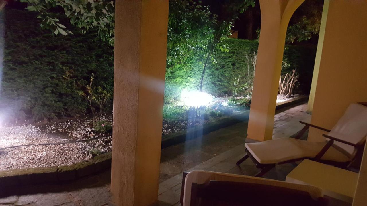 Rose'S Garden - Zona Tranquilla - Vicino Torino Apartment Pino Torinese Exterior photo
